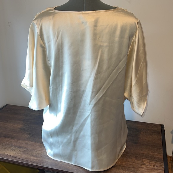 Rachel Zoe blouse. New with tags. Has some call outs. XL - Picture 3 of 5